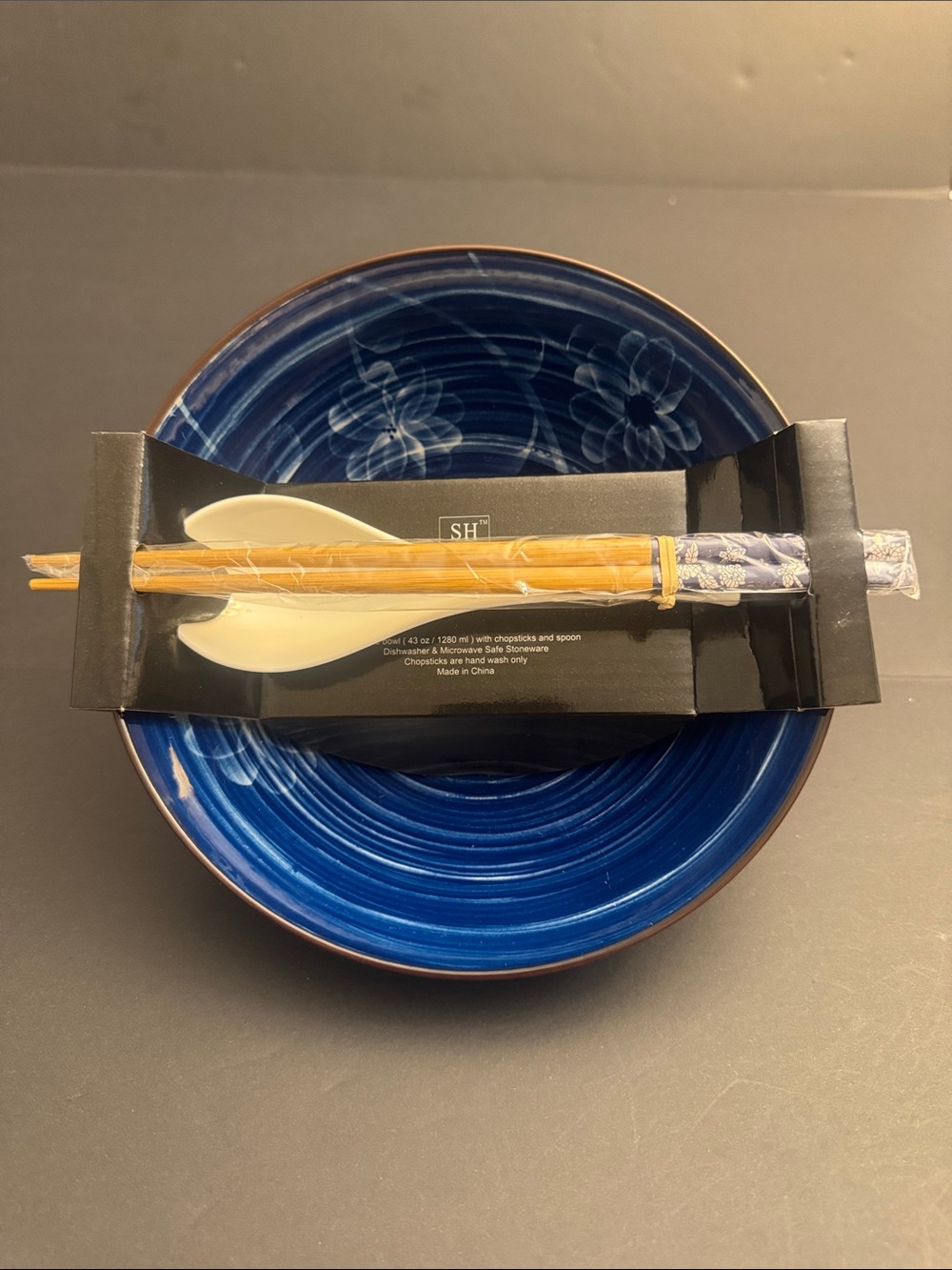 SH Home 4pc Ceramic Noodle Bowl Flower Dreams  with Chopstick & Spoon Set -43oz - Picture 3 of 10